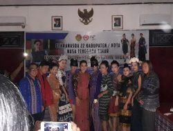 Julie Laiskodat:  Saya Tampilkan Wajah NTT Dalam Indonesia  Fashion Week