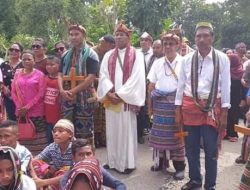 Gubernur NTT Hadiri Prosesi Jalan Salib Lintas Agama di Amanuban Timur
