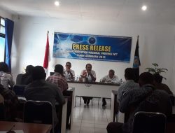 Wah wah wah,  Ini Mau Jadi Pedagang Buah Atau Pedagang Narkoba ya !!