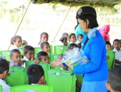  “Natalan” Bersama Siswa/I SDK Don Bosco, Ini yang Dibuat Putri Kasbrigif 21/Komodo