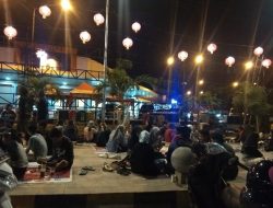 Ada Apa Di Sini ?