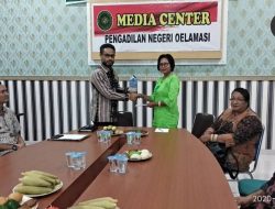 PN Oelamasi – PN Ruteng Berbagi Pengalaman Tentang ZI dan WBK