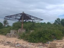 Pantai Tablolong Tidak Terawat