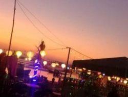 Mau Tau Kehidupan Malam di Kota Kupang ? Pantai Warna Tempatnya.