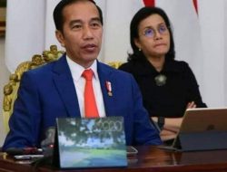 Presiden Jokowi Lupa Berkabung Demi Indonesia