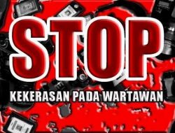 Tak Terima Tuntutan Jaksa Warga Lewolaga Gelar Demo