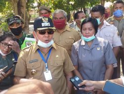 Aparat Keamanan dan Pol PP hadir Dengan Kekuatan Penuh Ada Apa di Pasar Oesao ?