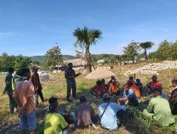 Kasdim 1604/Kupang Beri Suntikan Semangat Satgas TMMD