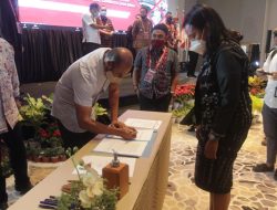 Gubernur :“Basis Dalam Membangun Pariwisata Adalah Masyarakat”