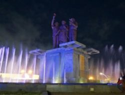 Mau Saksikan Air Mancur Menari ? Yukk Berkunjung Ke Patung Tirosa