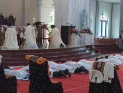 Uskup Agung Kupang Doakan Walikota Kupang