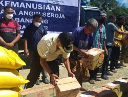 Korban Longsor di Desa Tunbaun Dapat Bantuan Dari Yayasan Tzu Chi Indonesia