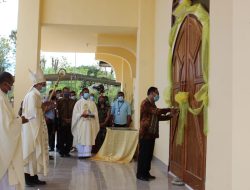 Bupati Kupang resmikan Gedung Gereja Katolik Co St. Leonardus