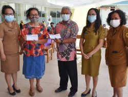 Wawali dan Istri Susul Walikota dan Keluarga Terima Vaksin Covid -19