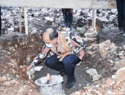 Leletakkan Batu Pertama Gedung Workshop BLK GMIT, Ini Curhatan Walikota Kupang