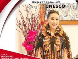 Julie Laiskodat Perjuangkan Tenun Ikat Sumba ke Unesco, Yukk Mari Dukung