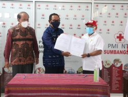 Serahkan Ambulans, Ketua PMI Provinsi, Ingatkan Insan PMI Tentang 7 Prinsip Dasar