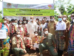 Dirjen KSDAE Launching Program KSDAE Mengajar di Kabupaten Kupang