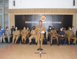 Serahkan SK Pengangkatan 224 PNS, Bupati Kupang Ingatkan Hal ini
