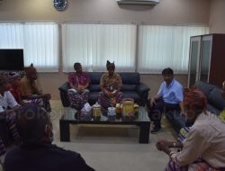 Aliansi Masyarakat Adat Fatukoa Minta Perbaikan Jalan, Ini Jawaban Penjabat Wali Kota    