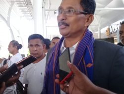 Mantan Bupati Sabu Raijua Bebas, Langsung Beri Keterangan Pers