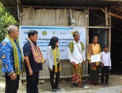 Wabup Kupang:”Saya Bersyukur, Masyarakat Takari Dapat Bantuan Listrik Gratis”