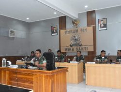 Dari Ruang Sonbai II Makorem 161/WS Kupang, Kasrem Ikuti Pembukaan Review PMPRB Secara Virtual