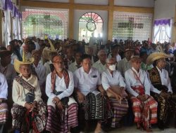 Lantik Pengurus RT – RW, Manafe: “Saya Harap, Semua Jaga Kekompakan”