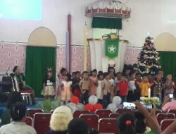 Pdt Jeni :”Natal Anak-Anak, Proses Belajar Untuk Peduli Orang Lain”