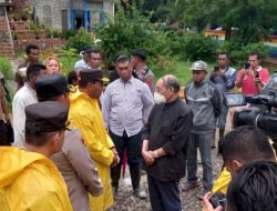Turun Langsung ke Lokasi Bencana, Kapolda NTT Temui Uskup Agung Kupang