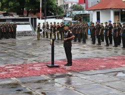 Danrem 161/WS Pimpin Rombongan, Ziarah ke TMP Pasir Panjang