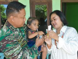 Dandenkesyah 09-04-01/Kupang, Salurkan Bantuan Kepada Anak Stunting di Sumlili
