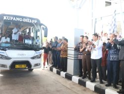 Hadiri Launching ALBN rute Kupang-Dili, VBL: “Hari Ini Kedua Negara Tunjukkan Energi Pembangunan Yang Luar Biasa”