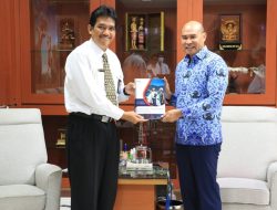 BPKP NTT, Serahkan Laporan Hasil Pengawasan Kepada Gubernur