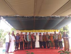 Uskup Agung Kupang Berkati Gedung Gereja Santo Martinus, Bupati Kupang Gunting Pita Peresmian