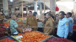 Pj. Wali Kota Kupang Turun ke Pasar, Hati-Hati Spekulan