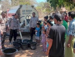 Tiga Lokasi Jadi Sasaran Penyaluran Air Dari Kapolres Kupang, Salah Satu di Semau