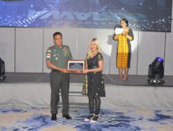 Korem 161/WS, Dapat Penghargaan Dari Pos Kupang Award Peduli Stunting