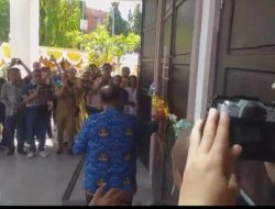 Uskup Agung Pimpin Perayaan Misa, Pj. Wali Kota Kupang Gunting Pita Peresmian Katedral Kupang