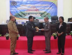Tutup Sidang I Masa Sidang II, DPRD Kabupaten Kupang Serahkan Ini Kepada Pemerintah