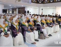 Simak Pesan Pj. Sekot Kupang, Saat Lepas 196 Jemaah Haji
