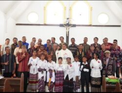 Sembilan Anak Di Stasi Usapi Sonbai dan Bone Terima Komuni Pertama