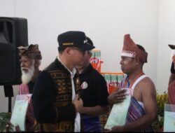 Hadiri Penyerahan Sertipikat Bersama Mentri ATR/BPN, Pj. Gubernur NTT Sampaikan Hal Ini