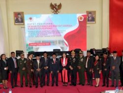 Dukung Pemerintah, Kapolres Kupang Hadiri Pelantikan 35 ADPRD