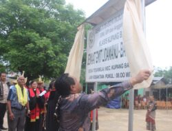 Buka Selubung Papan Nama, Tandai Peresmian Gereja Lindamanu Batubao