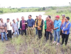Saat Kunker di Nagekeo, Pj. Gubernur NTT Minta Petani, Tingkatan Produktivitas Lahan