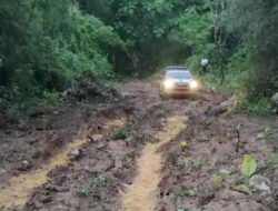 Peduli Anak Buah di Amfoang, Kapolres Kupang Rela Tempuh Medan Sulit