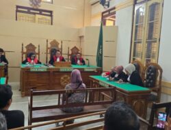 Bantahan Terdakwa Keluar Dari Substansi Perkara