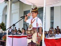 Peserta Upacara Hardiknas di Kabupaten Kupang, Hadir Dengan Pakaian Adat