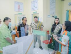 Gubernur NTT Tinjau Dapur MBG dan Puskesmas Penfui Bersama Serena